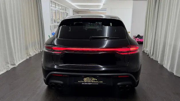 PORSCHE Macan S PDK