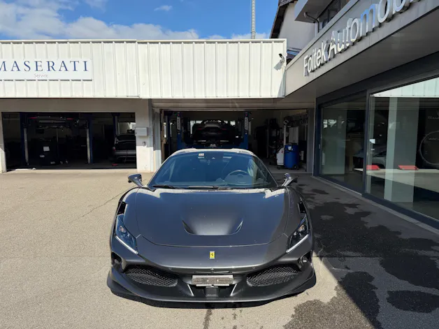 FERRARI F8 Spider