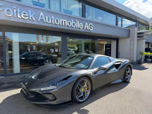 FERRARI F8 Spider