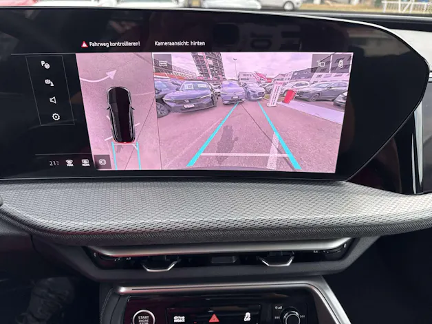 AUDI Q5 TFSi quatto S-Line 204PS S-Tronic Automat
