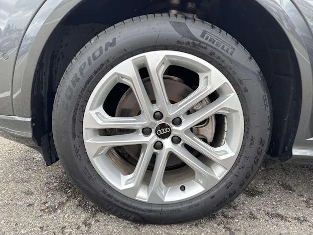 AUDI Q5 TFSi quatto S-Line 204PS S-Tronic Automat