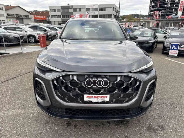 AUDI Q5 TFSi quatto S-Line 204PS S-Tronic Automat