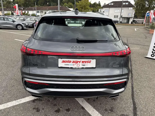 AUDI Q5 TFSi quatto S-Line 204PS S-Tronic Automat