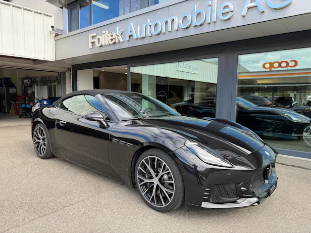 MASERATI GranCabrio Modena