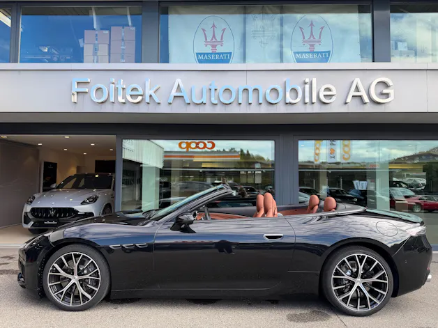 MASERATI GranCabrio Modena