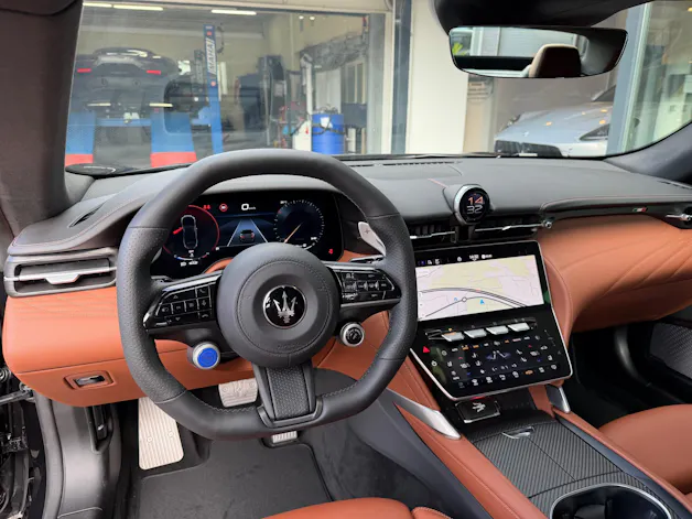 MASERATI GranCabrio Modena
