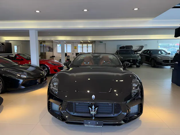 MASERATI GranCabrio Modena