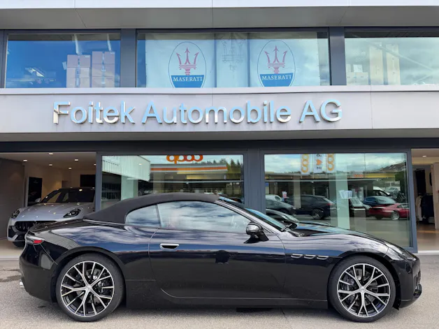 MASERATI GranCabrio Modena