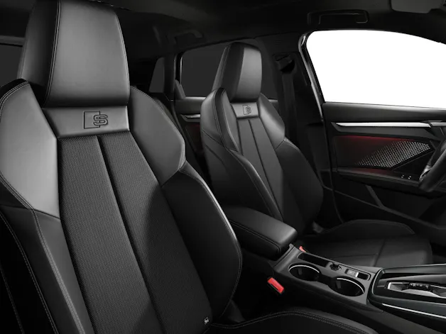 AUDI A3 Sportback TFSI 110 kW S line Attraction S tronic