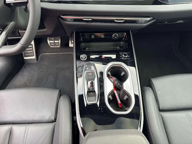 AUDI A6 Avant TDi S-Line 204PS S-Tronic Automat