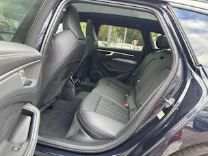 AUDI A6 Avant TDi S-Line 204PS S-Tronic Automat