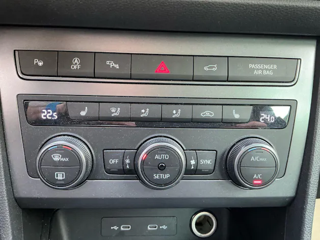 CUPRA Ateca VZ 4Drive *** PANORAMAGLASDACH & ASSISTENZPAKET ***