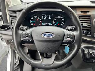 FORD Transit Custom Van 320 L2H2 2.0 TDCi 130 Trend