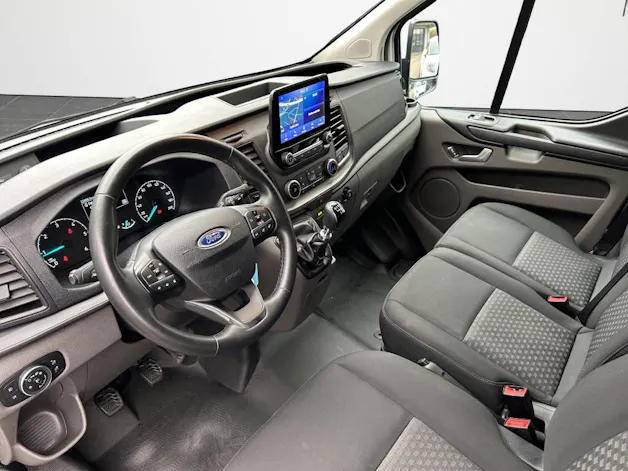 FORD Transit Custom Van 320 L2H2 2.0 TDCi 130 Trend