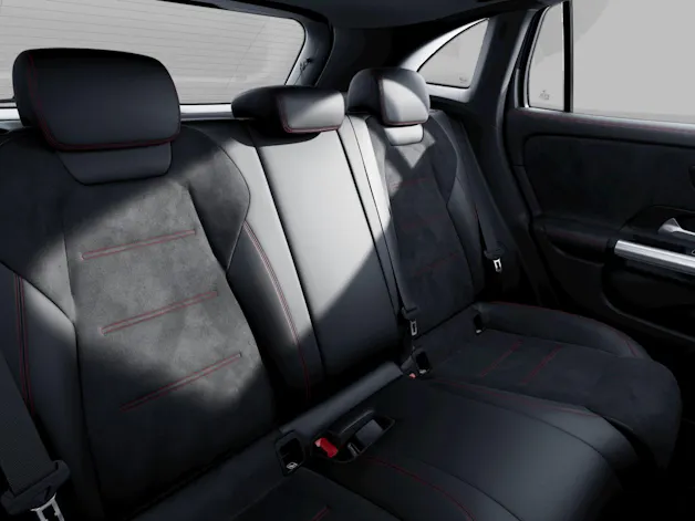 MERCEDES-BENZ GLA 200 Night Star AMG Line