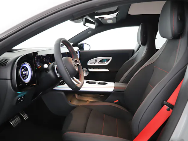 MERCEDES-BENZ CLA 220 8G-DCT 4Matic
