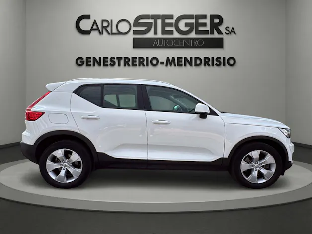 VOLVO XC40 D3 AWD Momentum Geartronic