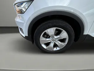 VOLVO XC40 D3 AWD Momentum Geartronic