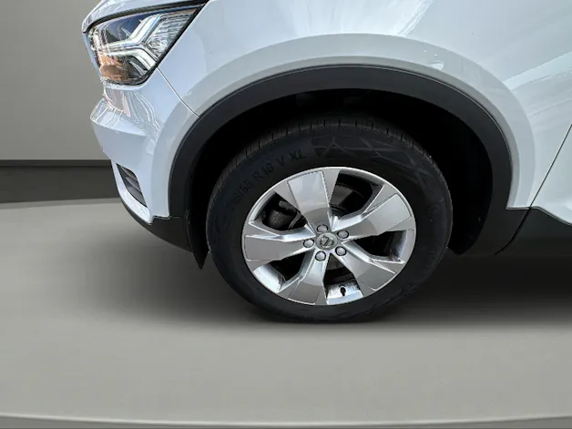 VOLVO XC40 D3 AWD Momentum Geartronic