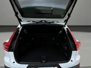 VOLVO XC40 D3 AWD Momentum Geartronic