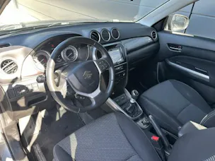 Suzuki Vitara 1.4 Boosterjet Compact + Hybrid