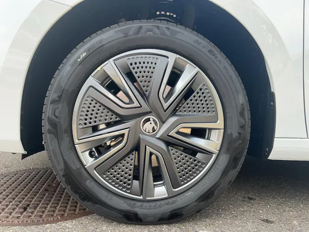 SKODA Fabia 1.0 TSI Dynamic DSG
