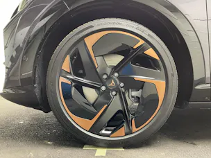 CUPRA Tavascan Type 9 77 kWh Adrenaline