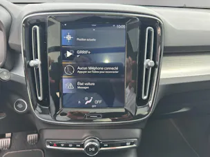 VOLVO XC40 T3 Momentum