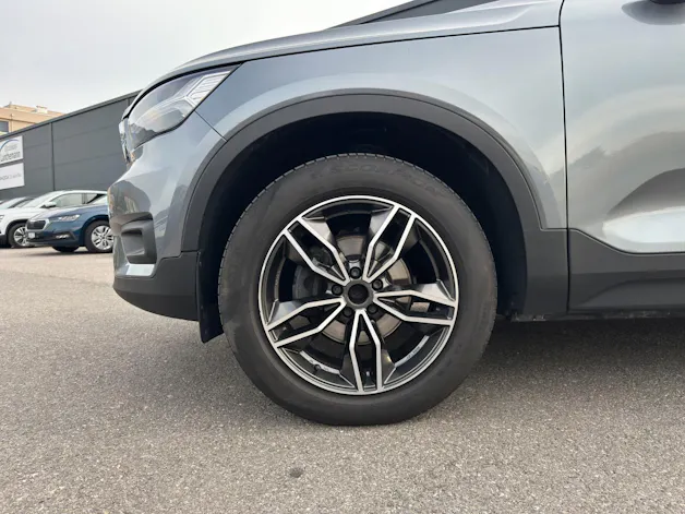 VOLVO XC40 T3 Momentum
