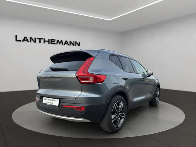 VOLVO XC40 T3 Momentum