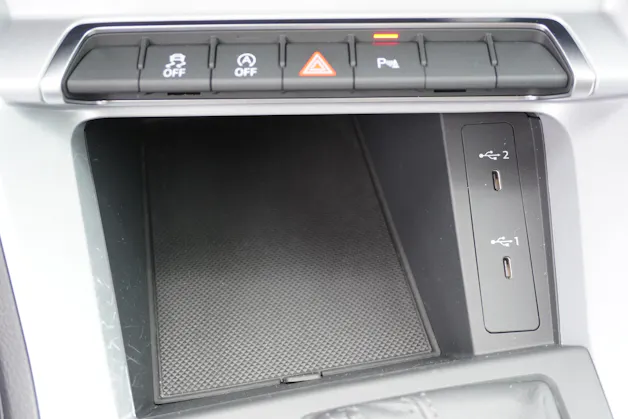 AUDI Q3 35 TFSI Attraction S-tronic