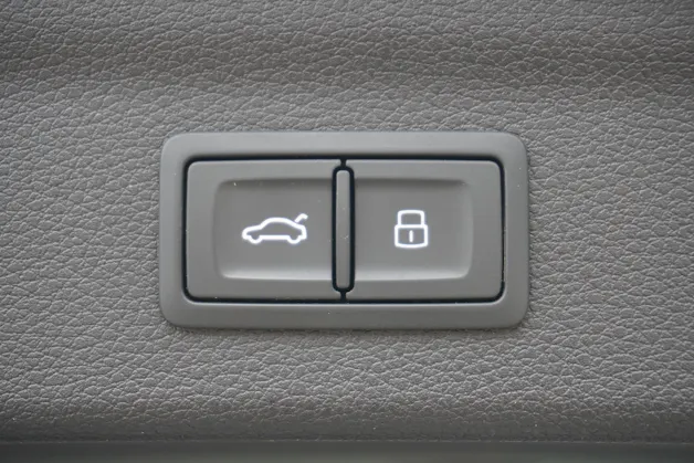 AUDI Q3 35 TFSI Attraction S-tronic