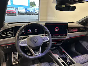 VW Passat Variant 2.0 TDI evo R-Line 4 Motion DSG