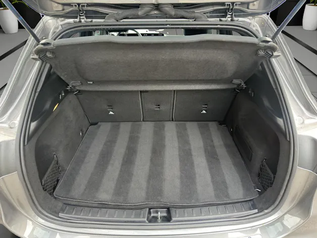 MERCEDES-BENZ GLA 200 Style