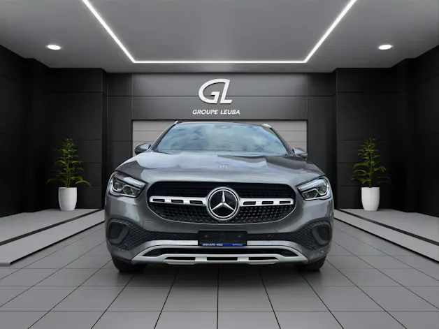 MERCEDES-BENZ GLA 200 Style