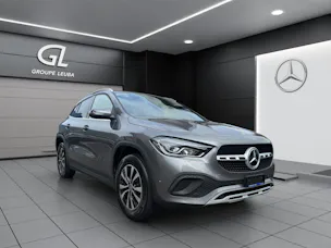 MERCEDES-BENZ GLA 200 Style
