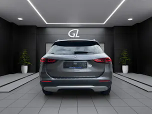 MERCEDES-BENZ GLA 200 Style