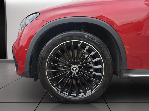 MERCEDES-BENZ GLC 300 4M AMG Line