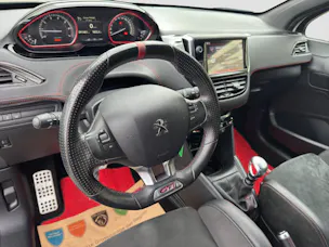PEUGEOT 208 1.6 Turbo GTi Sport