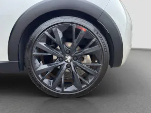 PEUGEOT 208 1.6 Turbo GTi Sport