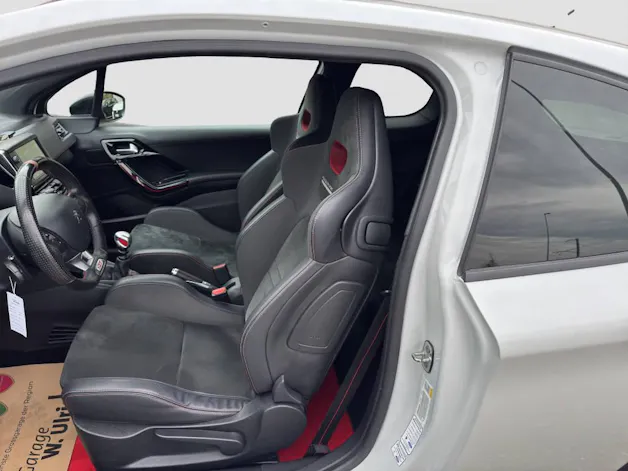 PEUGEOT 208 1.6 Turbo GTi Sport