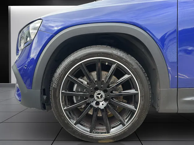 MERCEDES-BENZ GLB 250 AMG Line 4 MATIC