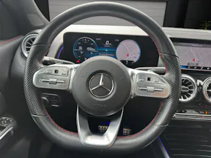 MERCEDES-BENZ GLB 250 AMG Line 4 MATIC