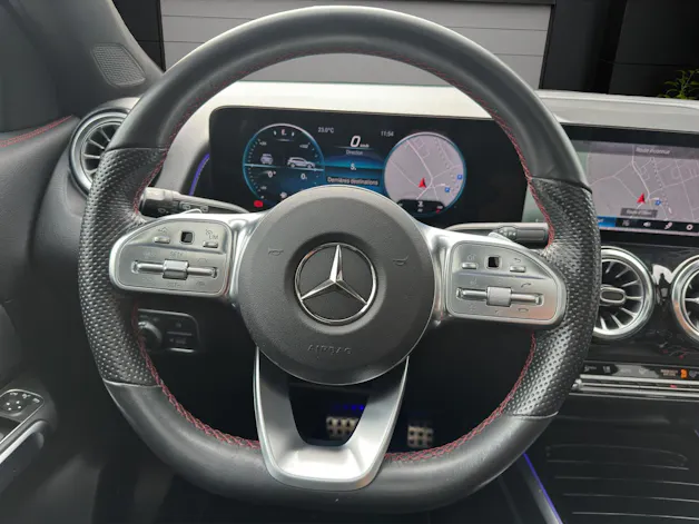 MERCEDES-BENZ GLB 250 AMG Line 4 MATIC