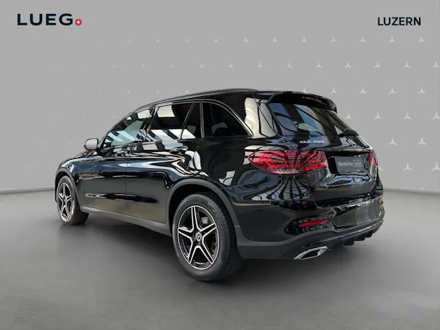 MERCEDES-BENZ GLC 200 AMG Line 4Matic 9G-Tronic