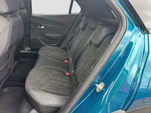 PEUGEOT 2008 1.2 Hybrid 145 GT