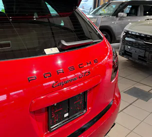 PORSCHE Cayenne GTS