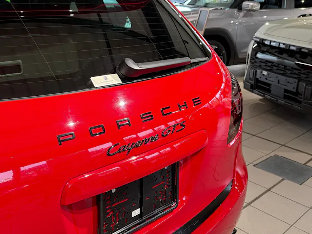 PORSCHE Cayenne GTS