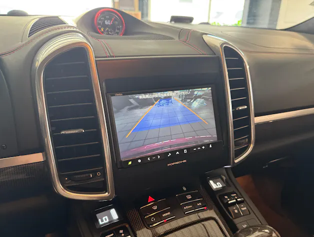 PORSCHE Cayenne GTS