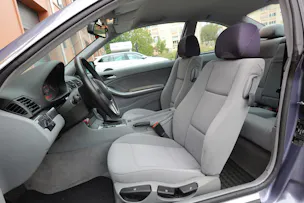BMW 320Ci Coupé "* CH Auto * 8 Roues * 4 Vitres électriques * Voiture très propre *"
